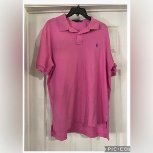 Polo by Ralph Lauren Mens short sleeve polo shirt is a size Large.